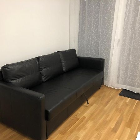 Neubau Wohnung Stadlau Виена Екстериор снимка