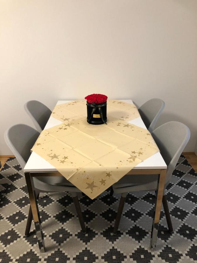 Neubau Wohnung Stadlau Виена Екстериор снимка