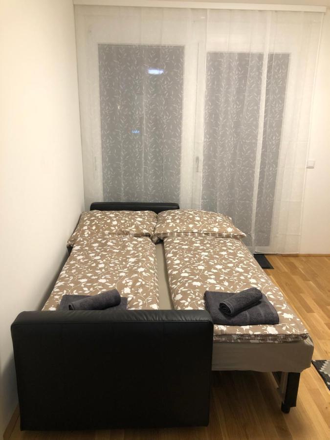 Neubau Wohnung Stadlau Виена Екстериор снимка