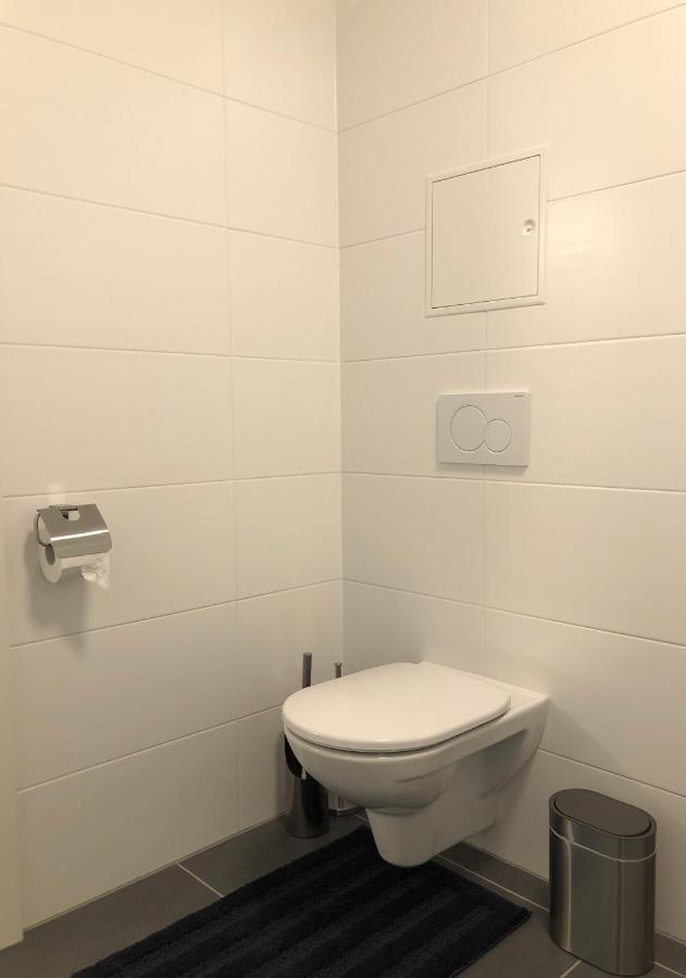 Neubau Wohnung Stadlau Виена Екстериор снимка